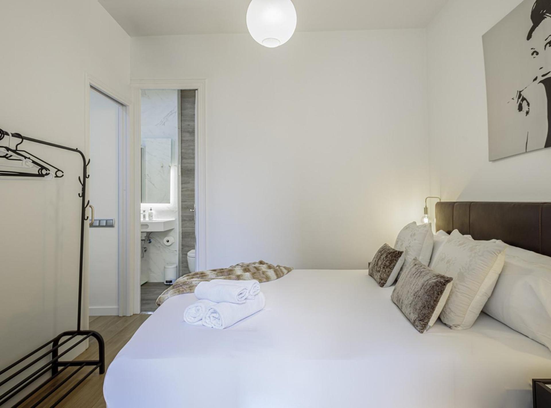 ברצלונה The Gaudi Suites II מראה חיצוני תמונה